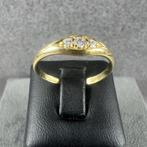 Gouden Ring | 14k | 1,52g | bandring 3 zirkonia |18 | 398930, Gebruikt, Ophalen of Verzenden, 17 tot 18, Dame