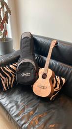 Ukelele van het merk korala+ hoes/tas, Muziek en Instrumenten, Ophalen of Verzenden, Zo goed als nieuw, Ukelele