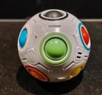 ​Rainbow Puzzle Ball - Hersenkraker & Fidget Toy - Cadeautip, Ophalen of Verzenden, Nieuw, Puzzelen