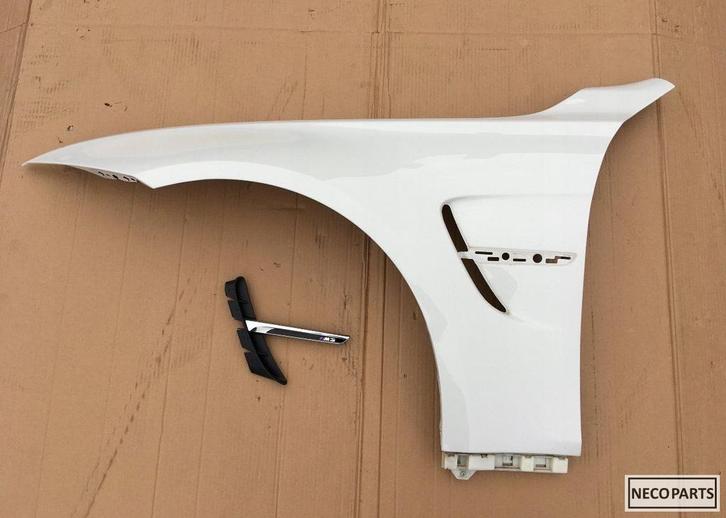 BMW M3 F80 SCHERM ZIJSCHERM SPATBORD KLEUR A300, Auto-onderdelen, Carrosserie en Plaatwerk, Spatbord, BMW, Gebruikt, Ophalen of Verzenden