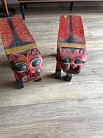 Balinese Tijger Bankjes - Set van 2, Huis en Inrichting, Stoelen, Gebruikt, Twee, Ophalen of Verzenden, Rood