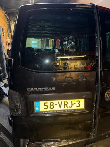 Volkswagen T5 caravelle achterdeuren zwart beschikbaar voor biedingen
