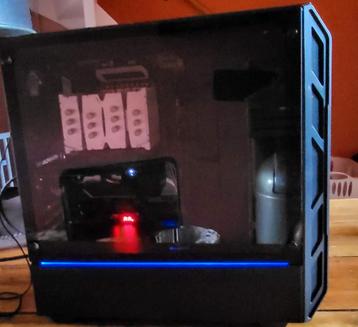 Game pc i7 beschikbaar voor biedingen