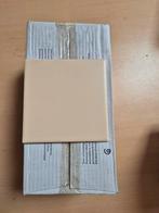 9 dozen zandkleurige tegels 15x15 + 2 dozen 100 st. 10x10 bl, Ophalen, Minder dan 20 cm, Minder dan 5 m², Wandtegels