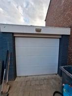Garagedeur - Sectoraal - 2.37m breed, 2.17m hoog, Doe-het-zelf en Verbouw, Deuren en Horren, Ophalen, Gebruikt, Garagedeur, Metaal