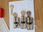 Drie cillinders te koop, Ophalen of Verzenden, Gebruikt, Rvs, Slot
