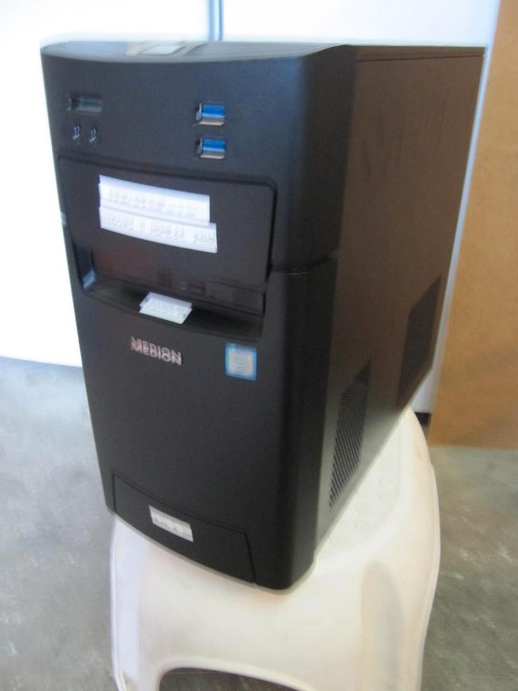 (49)Quadcore Intel  i5-6402P upto 3,4 Ghz.12Gb,128SSD,820HDD, Computers en Software, Computerbehuizingen, Zo goed als nieuw, Ophalen of Verzenden