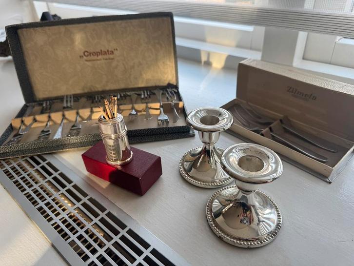 Verzilverd tafelsetje – Croplata, Zilmeta, jaren ’50/’60, Huis en Inrichting, Woonaccessoires | Kandelaars en Kaarsen, Gebruikt