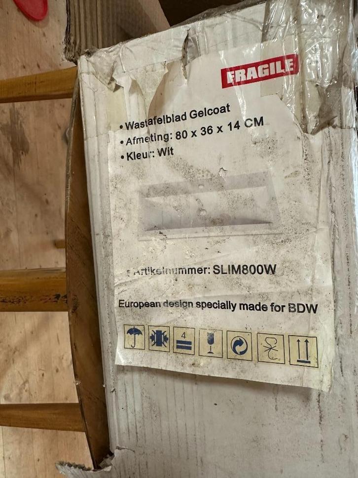 gelcoat wastafelblad / wasbak  voor op badmeubel wit 80x36cm, Huis en Inrichting, Badkamer | Badkamermeubels, Nieuw, Wasbak of Wastafel