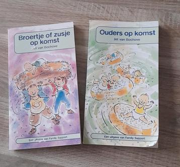 2 boekjes ouders op komt / broertje of zusje op komst beschikbaar voor biedingen