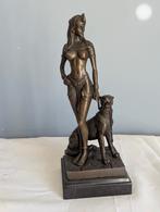 Bronzen Kleopatra beeld met panter, Antiek en Kunst, Ophalen of Verzenden