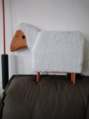 Lief schaapje  beschikbaar voor biedingen