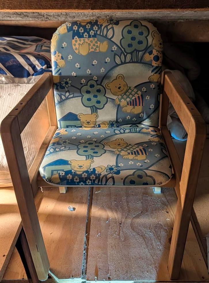 Vintage Kinderstoel met Teddybeer Motief, Kinderen en Baby's, Kinderkamer | Tafels en Stoelen, Gebruikt, Stoel(en), Ophalen of Verzenden
