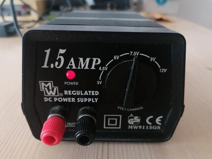 Gestabiliseerde Voeding - Diverse Spanningen, Hobby en Vrije tijd, Elektronica-componenten, Ophalen