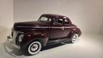 Ford 1940 bordo red universal hobbies 1.18, Overige merken, Ophalen of Verzenden, A, A