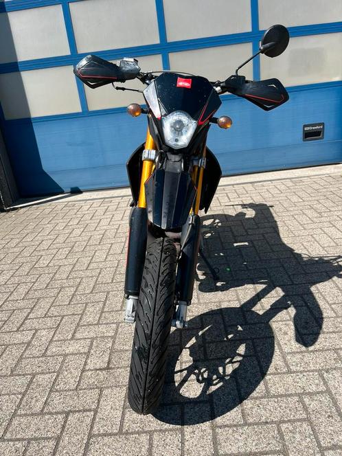 Rieju mrt 50 black series 2020 (zo goed als nieuw), Fietsen en Brommers, Brommers | Derbi, Zo goed als nieuw, Ophalen of Verzenden