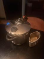 Zo goed als nieuwe snelkookpan - geschikt voor inductie, 4 liter of meer, Ophalen of Verzenden, Zo goed als nieuw, Vaatwasserbestendig