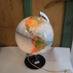 Wereldbol globe origineel diameter 26 cm hoogte 38 cm, Ophalen of Verzenden, Verlicht, Gebruikt