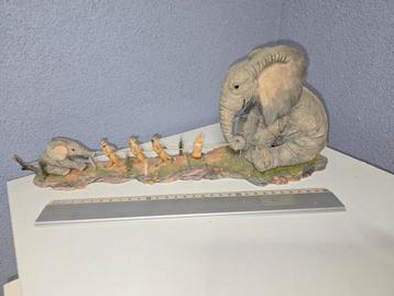 country artist beeld van de tuskers serie beschikbaar voor biedingen