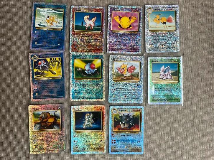 Pokemon Legendary Collectie in staat Excellent, Hobby en Vrije tijd, Verzamelkaartspellen | Pokémon, Zo goed als nieuw, Meerdere kaarten
