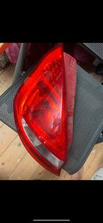 Achter lamp links en mist lamp ook links nieuw ford fiesta, Ophalen