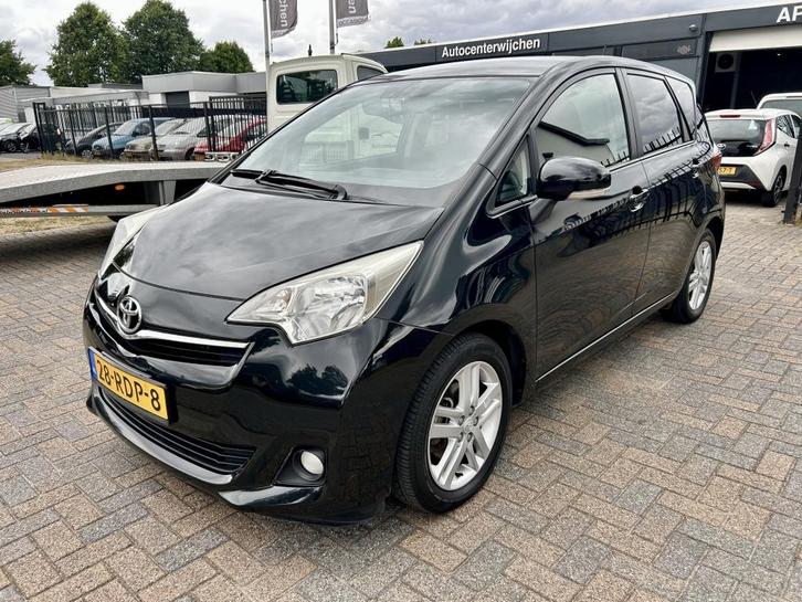Toyota Verso-S 1.3 VVT-i Dynamic - Nette Auto, Auto's, Toyota, Verso-S, ABS, Achteruitrijcamera, Airbags, Airconditioning, Bluetooth