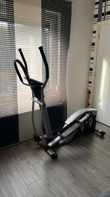 Crosstrainer beschikbaar voor biedingen