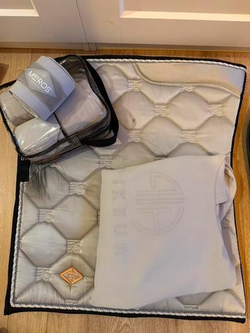 Mrs ros grijs dekje + bandages en pikeur hoody beschikbaar voor biedingen