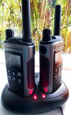 Portofoon of walkie talkie van Motorola model TLKR, Gebruikt, Ophalen of Verzenden, Portofoon of Walkie-talkie, Met broekklem