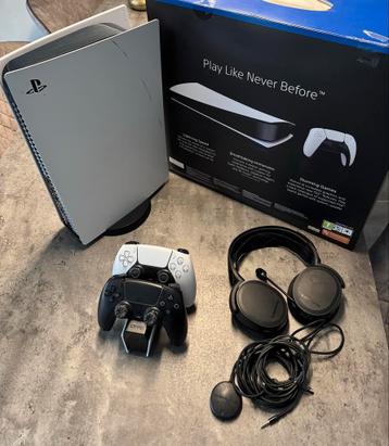 PS5 Digital + Extra Controller, Headset & Lader