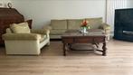 Salontafel volledig hout 110cm vierkant, Huis en Inrichting, Tafels | Salontafels, Gebruikt, Ophalen