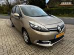 Nette en Zeer Goede Renault Scénic 1.2 TCE 85KW  1 JR APK, Auto's, Renault, Voorwielaandrijving, 65 €/maand, Stof, 4 cilinders