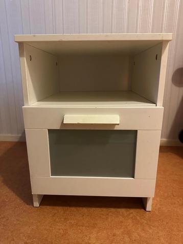 Nachtkastje IKEA Brimnes