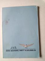 J.V.S. school met vleugels. 25 jaar jachtvlieger opleiding, Gelezen, Ophalen of Verzenden, 20e eeuw of later