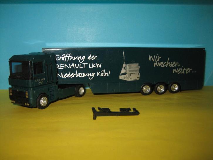 Koln-Niederlassung-1998  RENAULT  AWM, Hobby en Vrije tijd, Modelauto's | 1:87, Zo goed als nieuw, Bus of Vrachtwagen, AWM, Ophalen of Verzenden