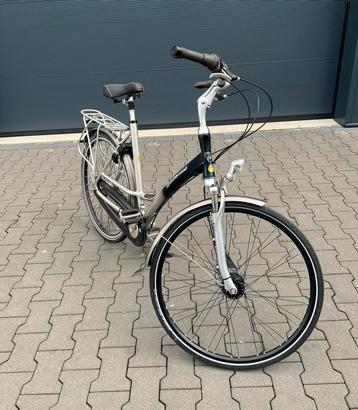 Luxe batavus 8 28inch versnellingen Axa slot naafdynamo beschikbaar voor biedingen
