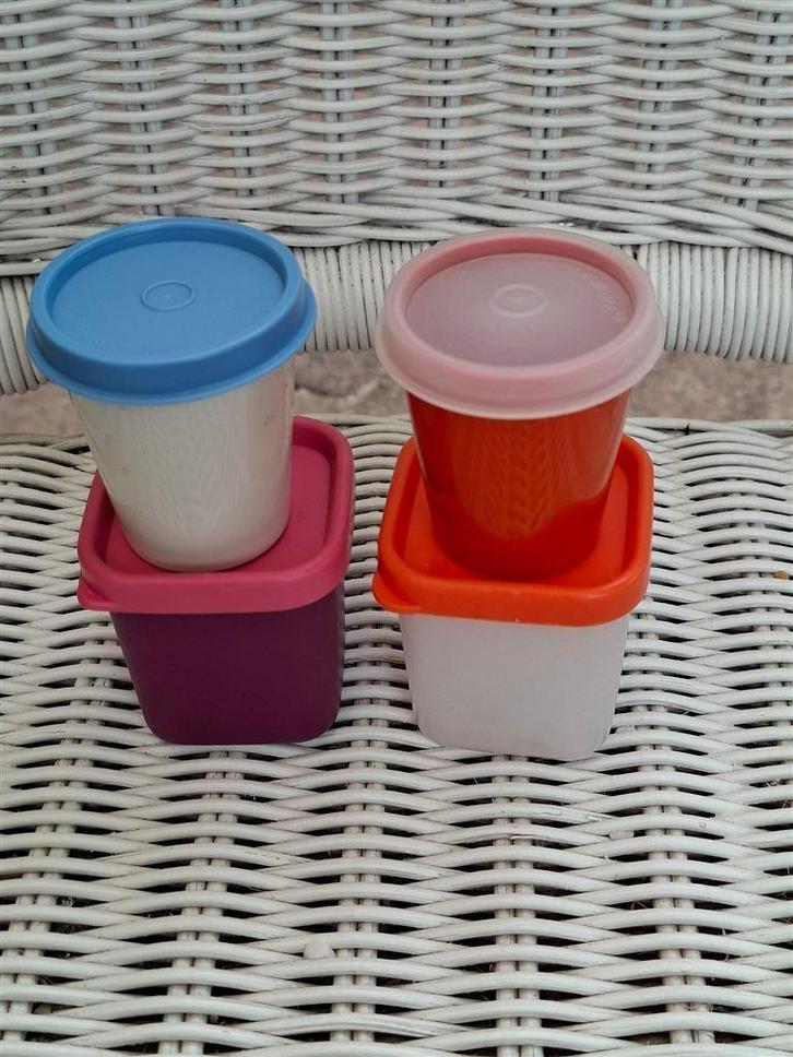 Kleine bakjes, mini bekers,Tupperware, Huis en Inrichting, Keuken | Tupperware, Gebruikt, Bak of Kom, Rood, Ophalen of Verzenden