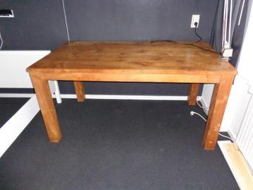 teakhouten tafel beschikbaar voor biedingen
