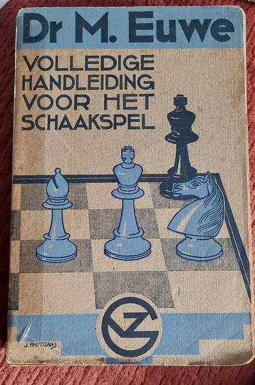 Volledige handleiding voor het schaakspel 1947. beschikbaar voor biedingen