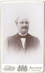 CDV - Portret Man Snor Das - Foto Stutz Maastricht, Gebruikt, Foto, Ophalen of Verzenden, Voor 1940