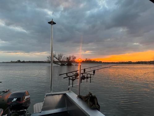 Karperboot te huur voor in de zomervakantie, Diensten en Vakmensen, Verhuur | Boten, Sloep of Motorboot