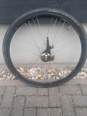 Gazelle Voorwiel met Naafdynamo en Trommelrem beschikbaar voor biedingen