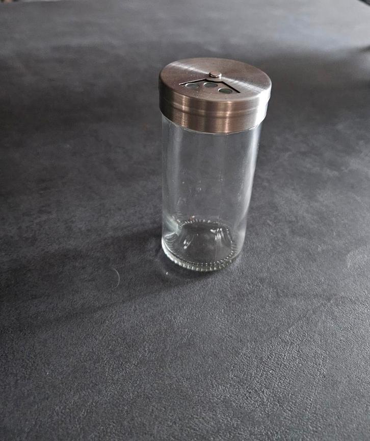 Kruidenpotjes met metalen deksel, Huis en Inrichting, Keuken | Keukenbenodigdheden, Ophalen of Verzenden