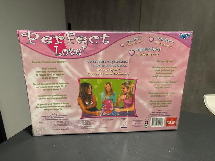 Glamour Girl Perfect Love Spel - Nieuw in Plastic, Hobby en Vrije tijd, Gezelschapsspellen | Bordspellen, Nieuw, Een of twee spelers