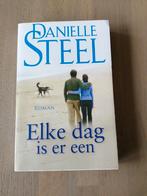 Danielle Steel - Elke dag is er een, Ophalen of Verzenden, Zo goed als nieuw, Nederland