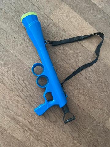 Ballenschieter hond. beschikbaar voor biedingen