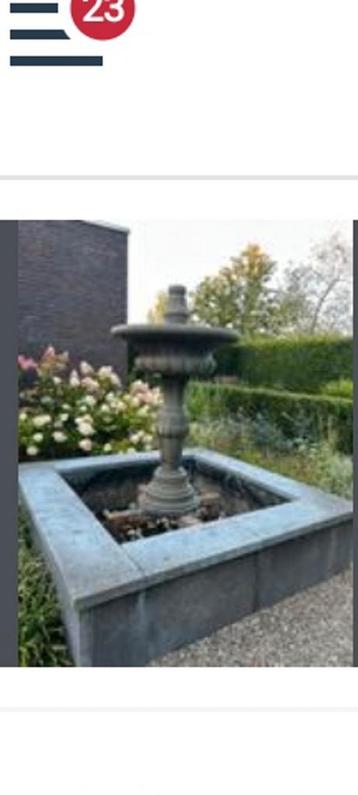 Mooie stenen fontein beschikbaar voor biedingen