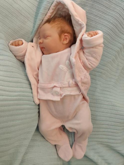 Michael asleep realborn (rebornpop) reborn met certificaten!, Verzamelen, Poppen, Zo goed als nieuw, Babypop, Ophalen of Verzenden