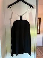 Nieuw net jurkje jurk mango zwart wit met plissé achterkant, Nieuw, Maat 38/40 (M), Mango, Ophalen of Verzenden