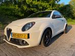 Alfa MiTo Turbo Twinair, Navi, climate control 105pk 2016, Auto's, Voorwielaandrijving, Zwart, Alcantara, Wit